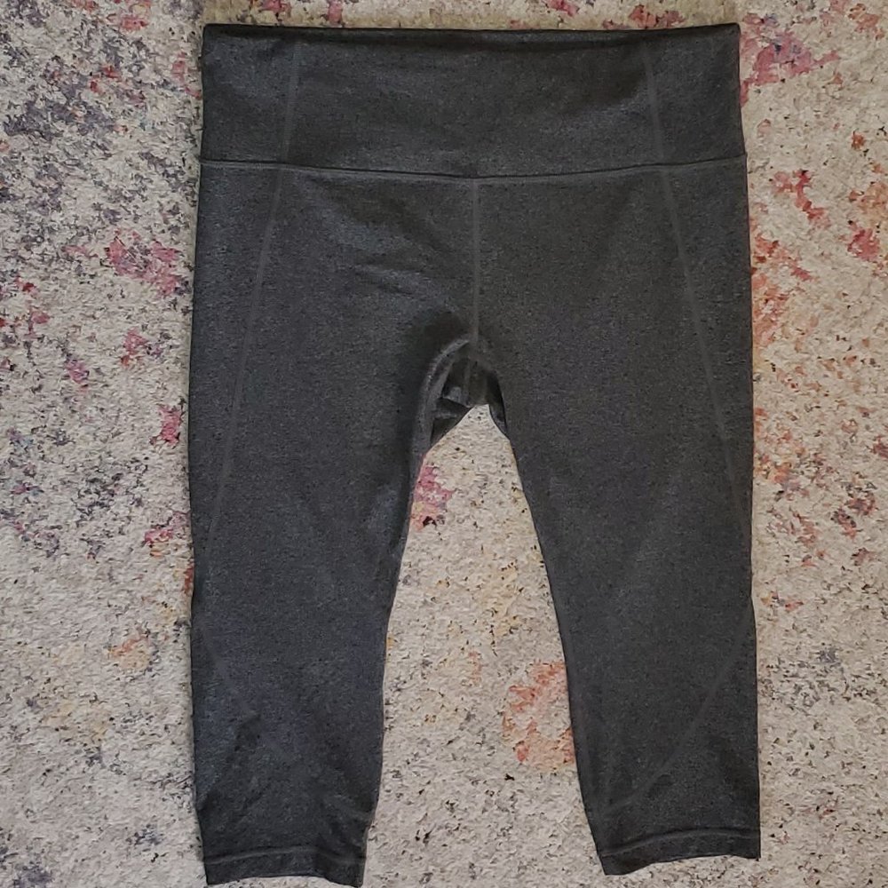 Athleta Salutation Capri Powervita Workout Crop Leggings XL, Marled Gray, NWOT